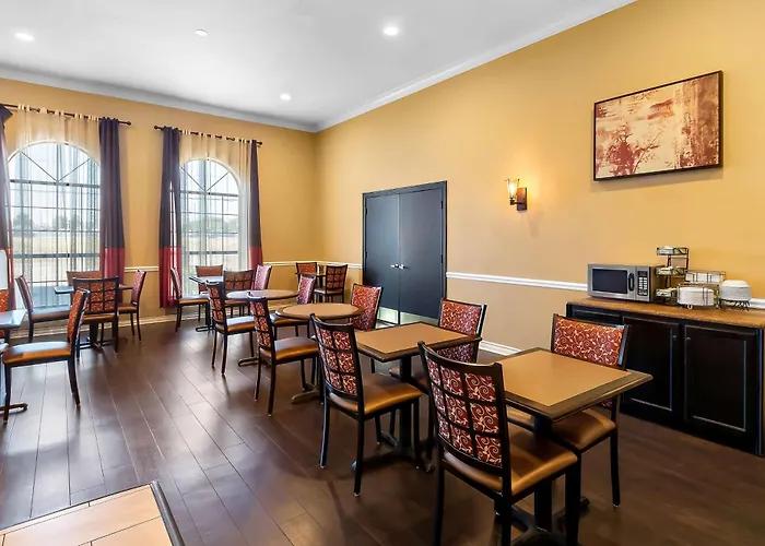 Surestay Plus By Best Western San Antonio Fiesta Inn